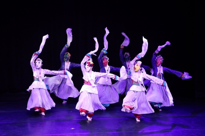 정경화 안무의 '作(작) 하나'