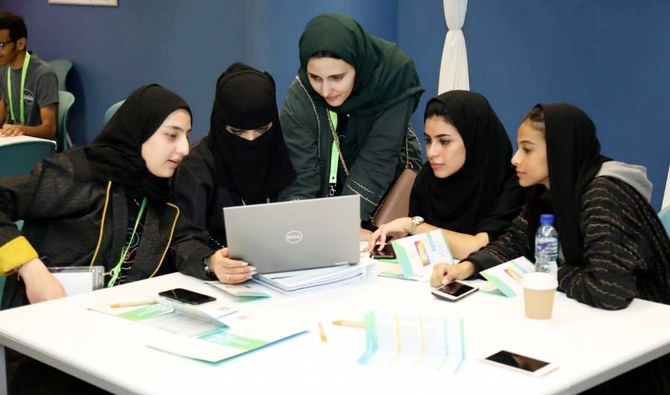 최근 몇 년간 사우디아라비아 여성 취업률이 급격히 증가했다. 사진=ARAB NEWS