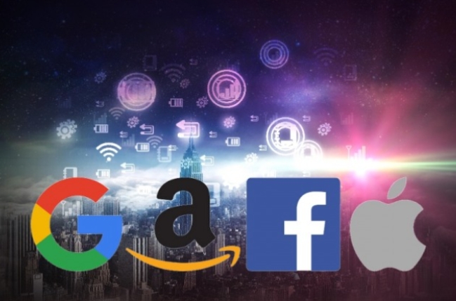 ‘GAFA’로 불리는 미국 거대 IT 4사의 로고 (왼쪽부터 구글, 아마존닷컴, 페이스북. 애플).