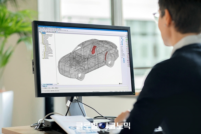 새로운 플라잉스퍼의 특징은 최첨단 버추얼 프로토타이핑 기술을 적용해 소음과 진동을 줄여 실내 쾌적함과 안락함을 끌어올린 점이다. 사진=벤틀리모터스