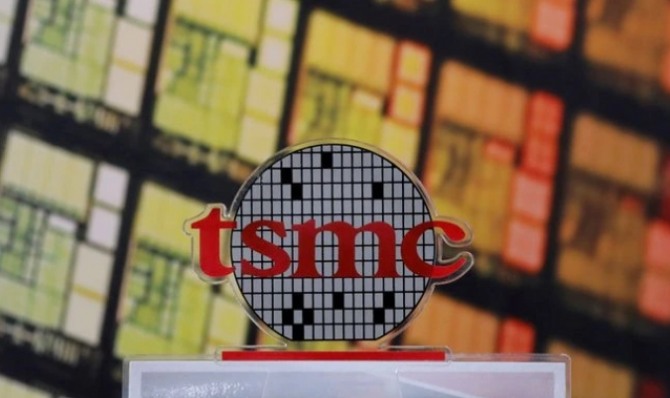 대만 TSMC가 미국 애리조나주의 반도체 공장에 당초 발표했던 것보다 수십억 달러를 더 투자할 방침이다. 사진=로이터