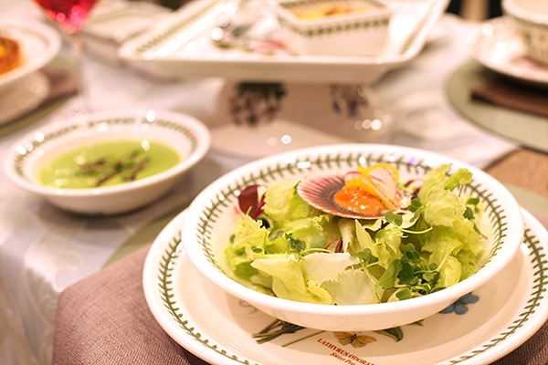 신세계백화점 타임스퀘어점은 브랜드 식기 상품을 유명 맛집에서 체험해 볼 수 있는 행사를 오는 31일까지 연다. 사진=신세계백화점