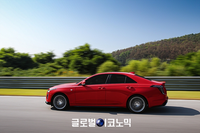 캐딜락 CT4 스포츠. 사진=캐딜락