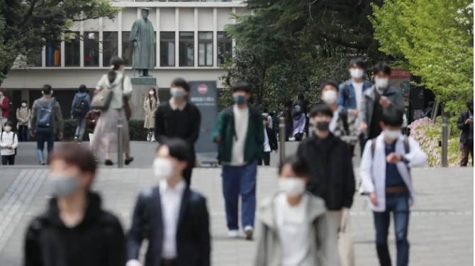 와세다대를 비롯해 일본 대학에는 14개의 중국 공자 아카데미가 있다.