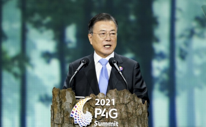 문재인 대통령이 5월 30일 서울 동대문디자인플라자(DDP)에서 열린 'P4G 서울 녹색미래 정상회의' 개회식에서 연설을 하고 있다. 사진=뉴시스 