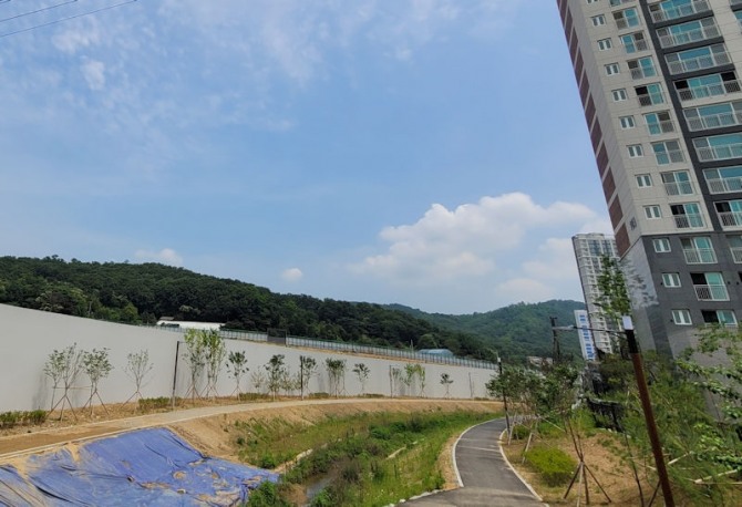 선시공 후분양으로 주목받고 있는 경기 고양시의 한 아파트 건설 현장 모습. 사진=최환금 전문기자