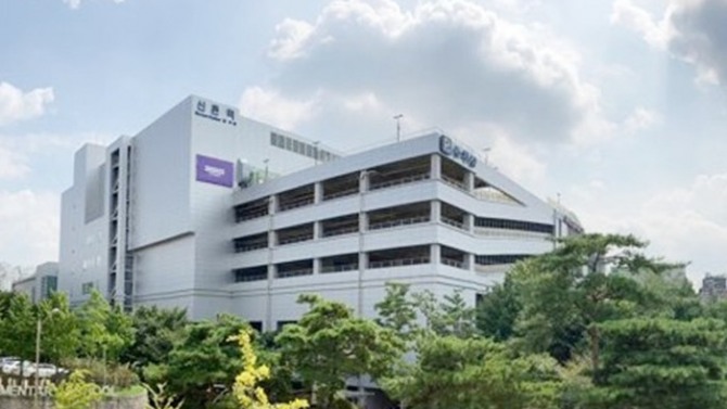 국가철도공단의 점용허가를 받아 운영하고 있는 SM그룹 계열사 ‘신촌역사’의 신촌 민자역사 전경. 사진=SM그룹 제공