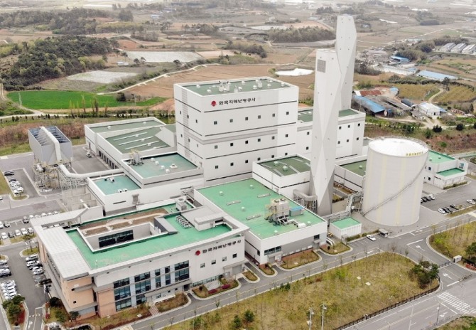 한국지역난방공사가 우여곡절 끝에 가동 중인 전남 나주 고형연료(SRF) 열병합발전소의 전경. 사진=한국지역난방공사