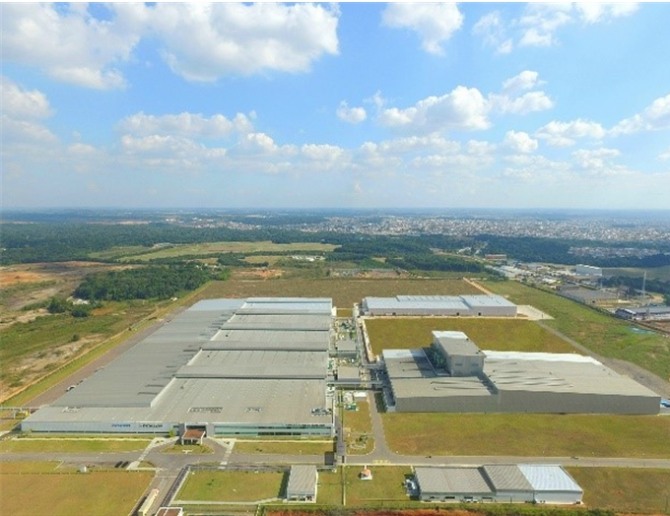 브라질 남부지방 빠라나주에 소재한 스미토모 타이어 공장.