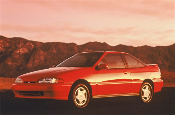 1990년 국산차 최초 스포츠 쿠페 모델로 이름을 알린 현대자동차 스쿠프(사진은 1995년식 모델). 사진=현대차