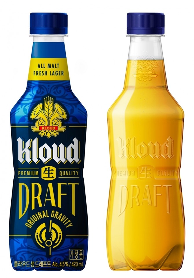 롯데칠성음료가 맥주 업계 최초로 투명 PET를 이용한 클라우드 신제품을 선보인다. 사진=롯데칠성음료