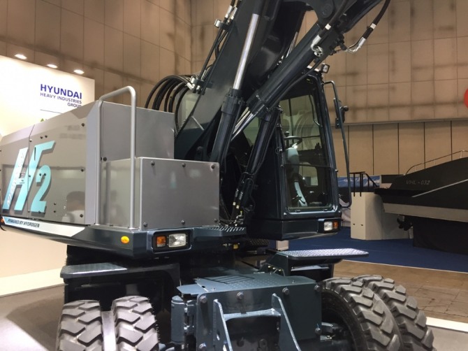 현대건설기계의 수소 굴착기 이미지. 사진=남지완 글로벌이코노믹 기자 