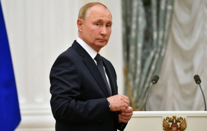 측근의 코로나19 감염으로 자가 격리 중인 러시아 푸틴 대통령. 사진=로이터