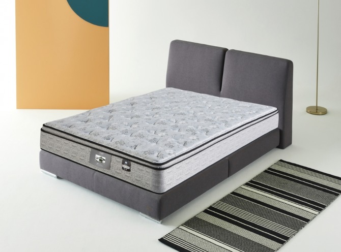 지난 15일 출시된 '데즐링 레트로 II'는 1922년에 생산된 매트리스를 현대적으로 재해석한 복고풍 매트리스다. 사진=씰리침대