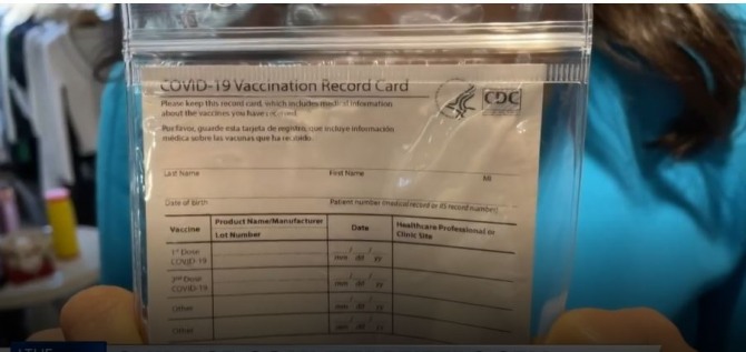 신종 코로나바이러스 감염증(코로나19) 가짜 백신 접종서가 온라인상에서 활발하게 거래되고 있다. 사진=CNBC방송 캡처