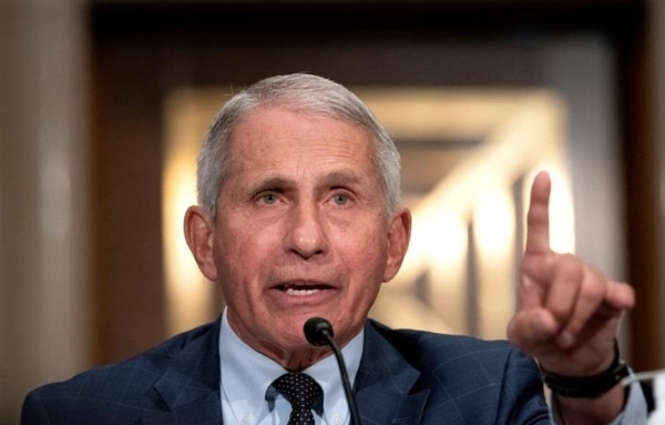 앤서니 파우치 미국 국립알레르기·전염병연구소 소장은 먹는 코로나19 치료제가 상용화하더라도 백신 접종이 필수라고 강조했다. 사진=로이터