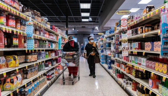 더욱 비싸지는 음식료와 임대료로 미국의 인플레이션 압박이 심화되고 있다. 사진=로이터