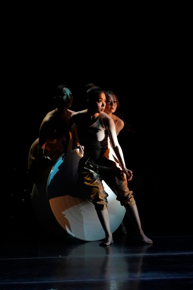 최자인 안무·연출의 'Sibyl : 시빌'