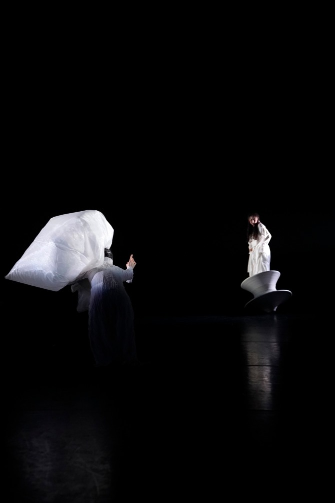 최자인 안무·연출의 'Sibyl : 시빌'