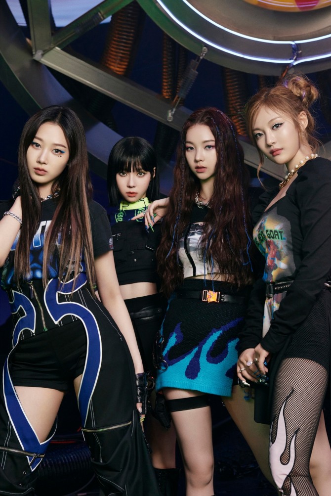 차세대 K팝 걸그룹 에스파가 신곡 '새비지'로 미국 빌보드 10개 차트에 진입했다. 사진=뉴시스