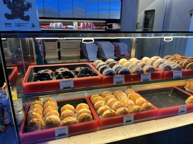 기본 도넛이 3000원으로 가격대가 비싼편이다. 사진=글로벌이코노믹 이창호 기자