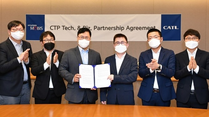 현대모비스와 CATL은 CTP 배터리팩 기술 라이선스 계약을 체결했다. 사진=CATL