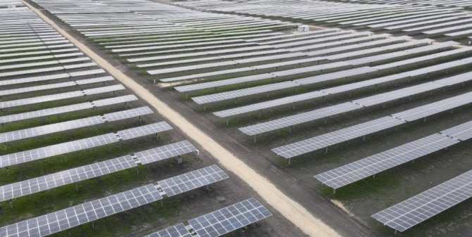 한화큐셀의 태양광. 사진=한화솔루션