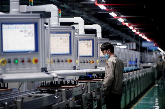 중국 제조업 PMI가 7월에 수축했다. 사진=로이터