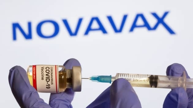 노바백스의 코로나19 백신이 필리핀에서 긴급사용허가 승인을 받았다. 사진=로이터