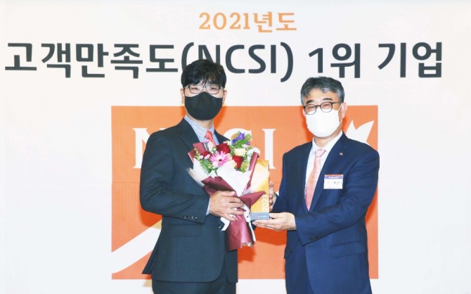 G마켓이 국가고객만족도지수(NCSI) 이커머스 서비스업 부문에서 8년 연속 1위에 올랐다. 사진=G마켓