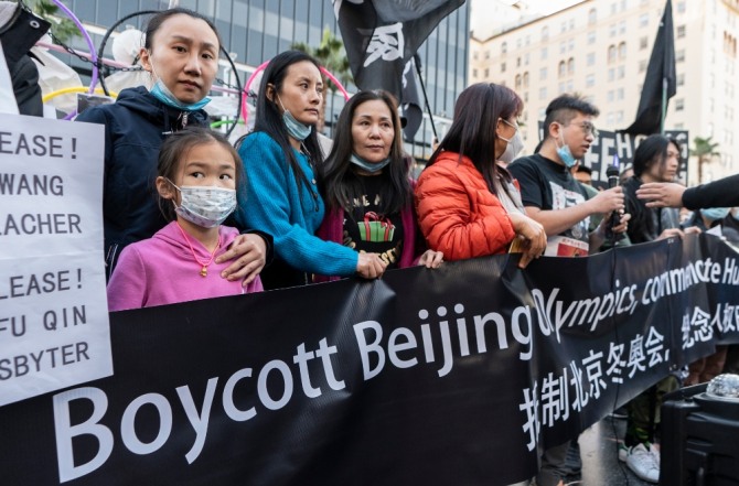 중국 신장 위구르의 인권 탄압과 테니스 스타 펭슈아이의 실종 사건 등과 관련, 2022 베이징 동계올림픽에 대한 보이콧 주장이 힘을 얻고 있다. 사진=AP/뉴시스