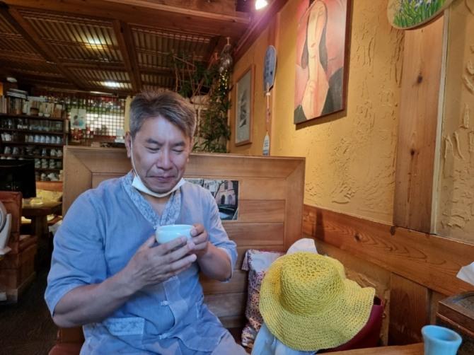 이시환 시인