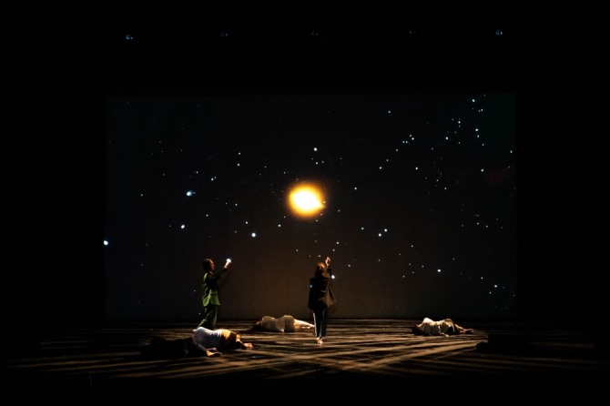 안지형 안무 및 연출의 '그 사라짐에 대하여'