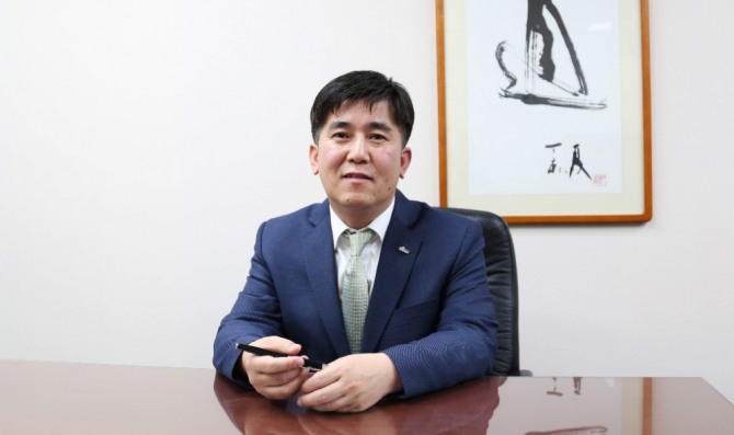윤창용 신한금융투자 리서치센터장. 사진=신한금융투자