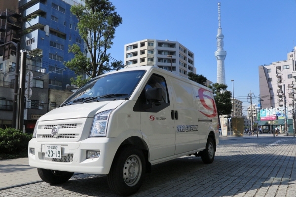 일본 택배회사 SBS홀딩스가 도입한 중국제 EV밴. 사진=로이터