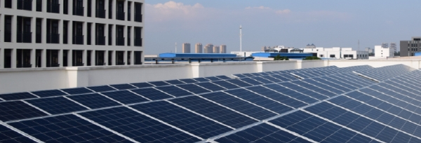 한국 OCI가 중국 자싱시에 건설한 1.9MW 규모 야강 태양광발전소 전경. 사진=OCI 제공