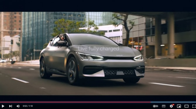 로봇 강아지를 내세운 기아차의 슈퍼볼 광고 예고편. 사진=기아차