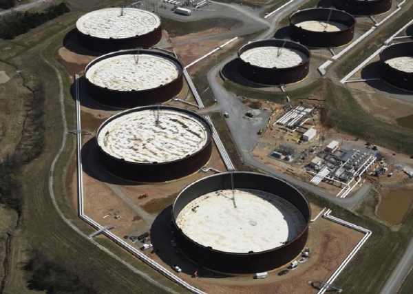미국내 석유비축기지 모습. 사진=로이터