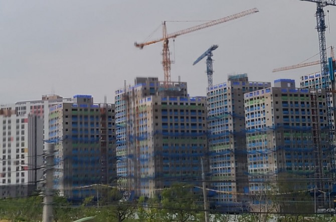 경기 파주시의 한 아파트 건설현장 모습. 사진=최환금 기자