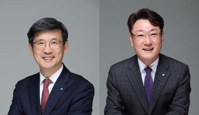 우리자산신탁 이창재 대표(왼쪽)와 김영진 신임 대표      사진=우리자산신탁