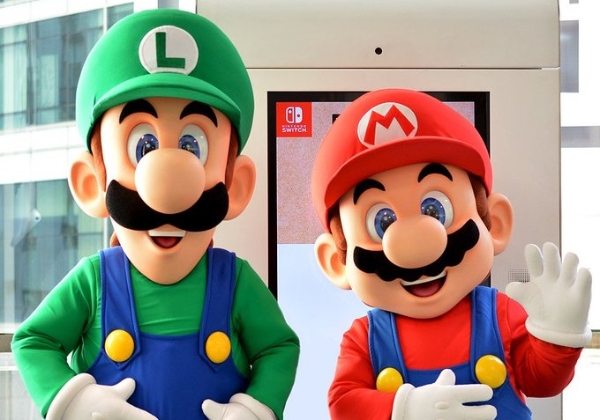 닌텐도 대표 캐릭터 마리오(오른쪽)과 루이지의 모습. 사진=닌텐도 트위터