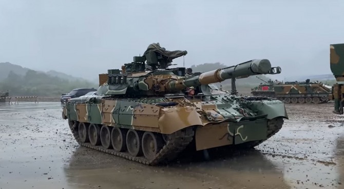 육군이 운용 중인 러시아제 T-80U 전차. 사진=육군 홍보동영상 캡처 