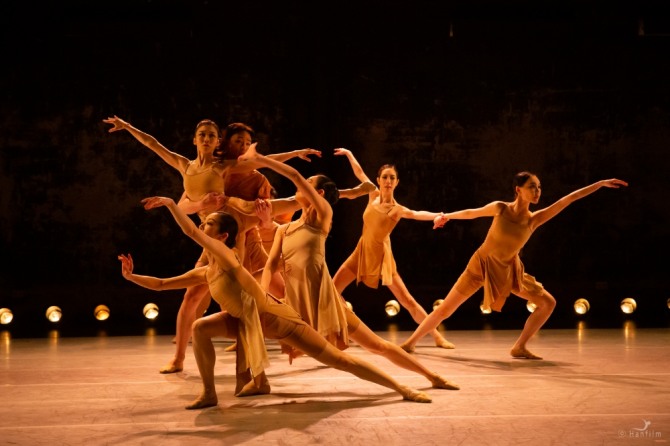 백연 안무의 'ORIGIN(오리진)' ©Hanfilm