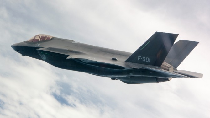 캐나다가 구입하려는 록히드마틴의 F-35 제트기. 사진=위키피디아 커먼즈