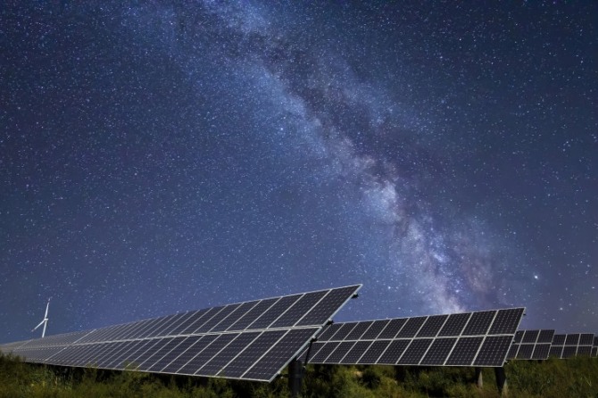 페로브스카이트-실리콘 태양전지의 효율이 처음으로 30%를 넘어섰다. 사진=글로벌이코노믹 DB