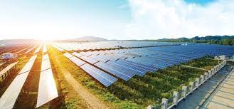 세계 최대 리튬 생산지인 아르헨티아에 광산회사들이 앞다투어 태양광을 설치하고 있다.