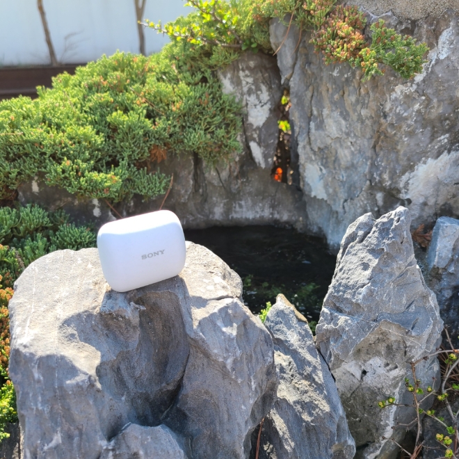 링크버즈 충전케이스. 사진=정진주 기자