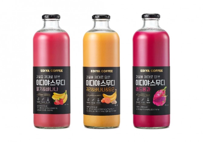 이디야커피가 식사 대용으로도 즐기기 좋은 스무디 제품 3종을 출시했다. 사진=이디야커피
