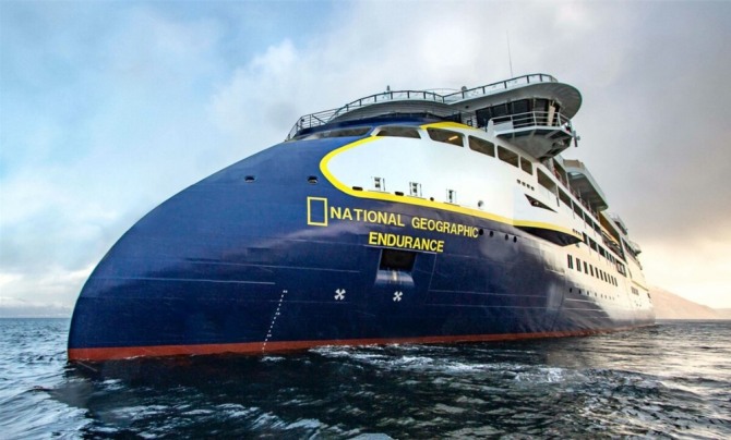 X-BOW, X-STERN 및 TWIN X-STERN은 울스테인의 혁신의 예이며 해상 유지, 편안함 및 안전성을 개선하고 연료 소비를 줄일 수 있다. 사진=울트라인 토르 홈페이지