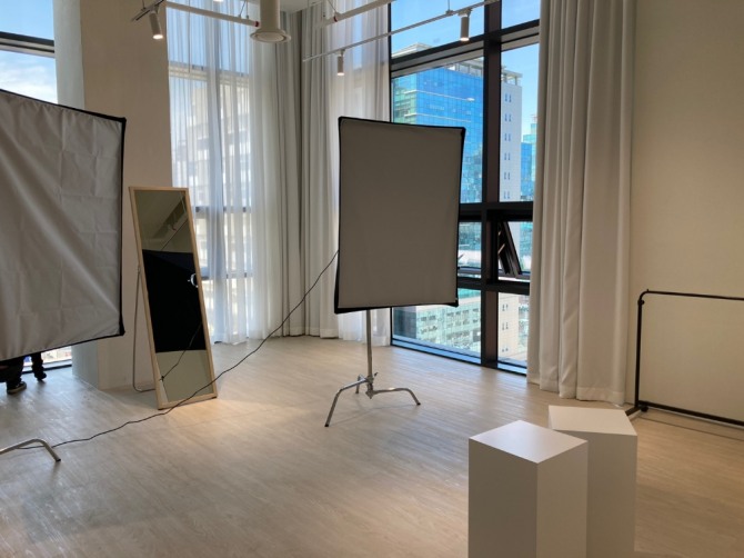 무신사 스튜디오 성수 6층과 8층에 위치한 촬영 스튜디오 내부. 사진=안희진 기자